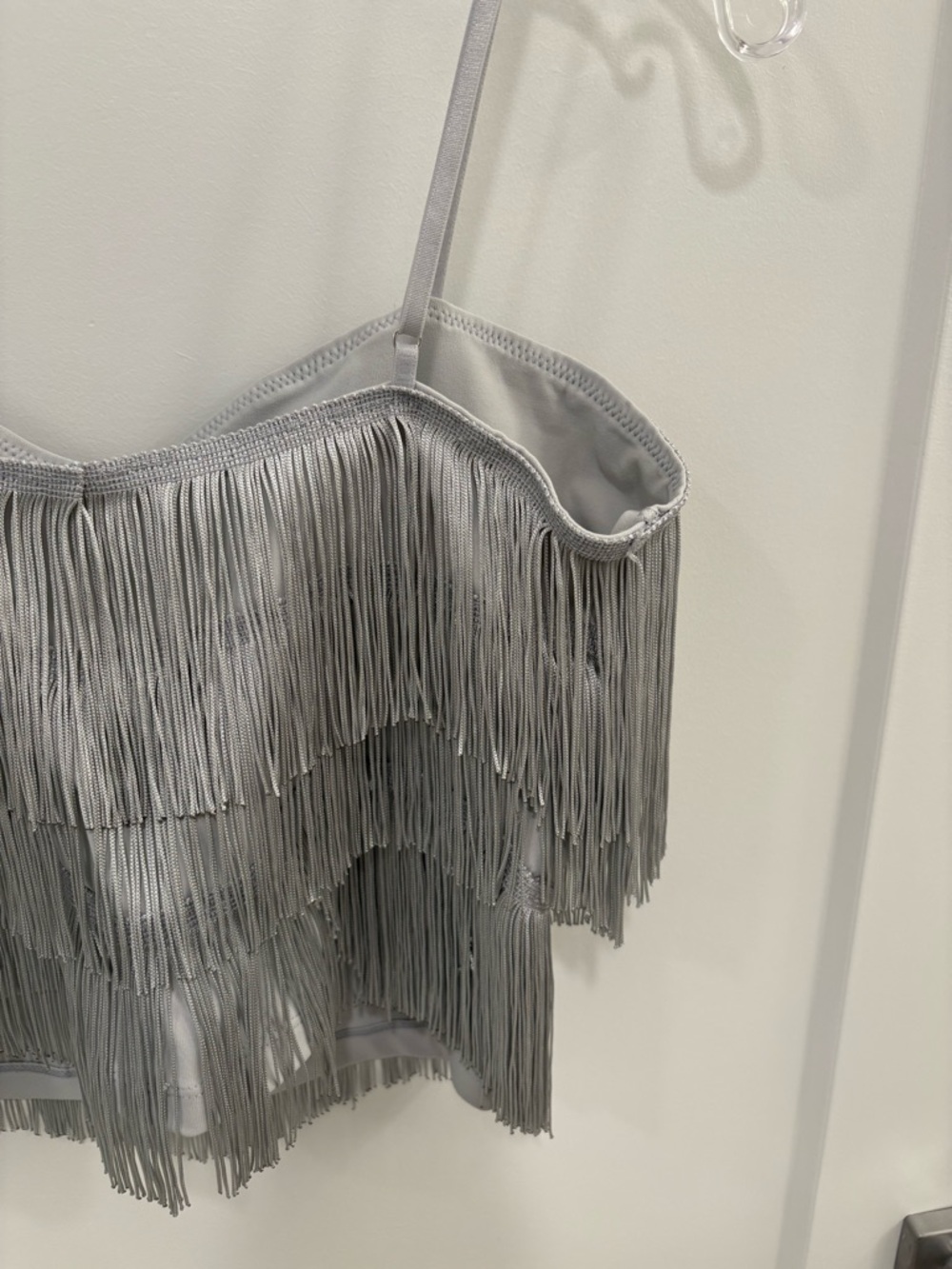 Free People Intimately Grey Silver Such A Catch Fringe Cropped Tank Size Small - Picture 10 of 14